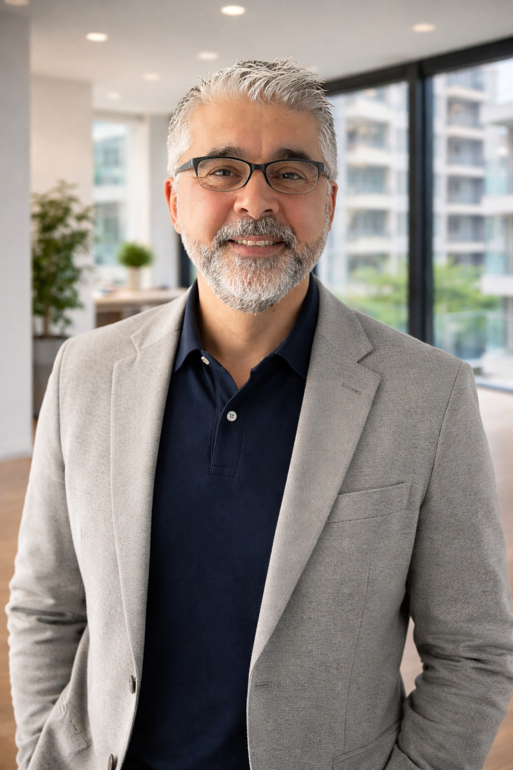 Herr �zcan Greeske