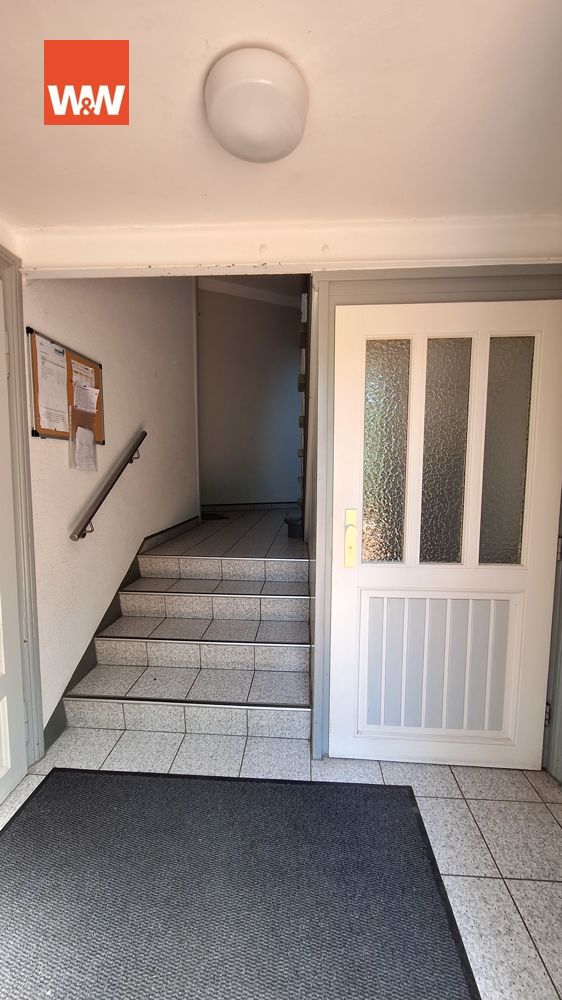 Eingang Treppenhaus Mehrfamilienhaus Hannover