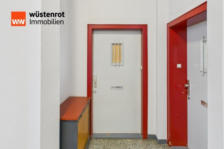 Eingang Hannover Wohnung Charmante 2-Zimmer-Altbauwohnung in der List - Zeitmietvertrag f. 36 Monate