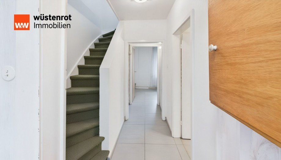 Flur KI-generiert Doppelhaush�lfte Peine