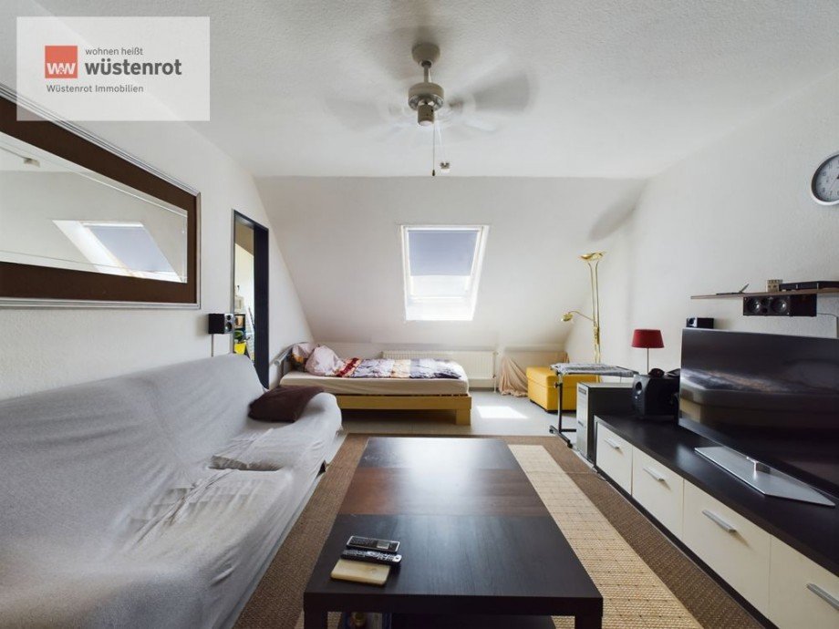 Wohn-/Schlafzimmer Dachgeschosswohnung Hannover
