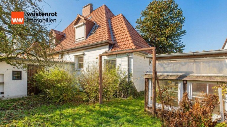 Hausansicht Garten Peine Doppelhaush�lfte Handwerkerh�uschen f�r Singles oder Paare - Ihr Projekt mit Potenzial